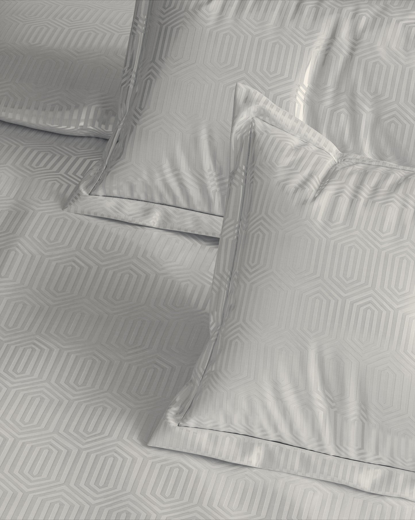 Geometric 300 TC King Size Jacquard Bedding Set