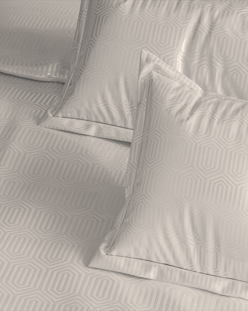 Geometric 300 TC King Size Jacquard Bedding Set