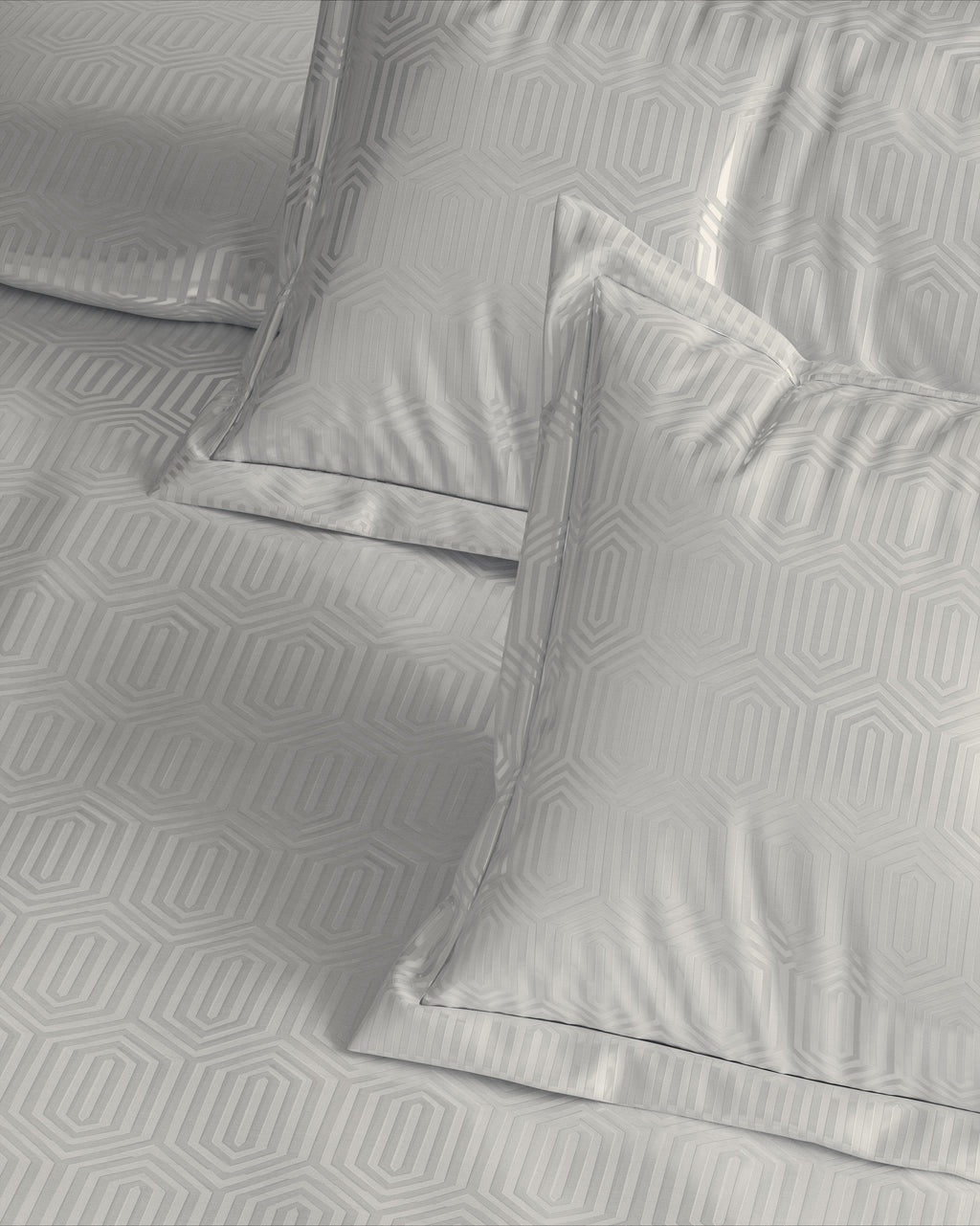 Geometric 300 TC King Size Jacquard Bedding Set