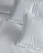 Geometric 300 TC King Size Jacquard Bedding Set