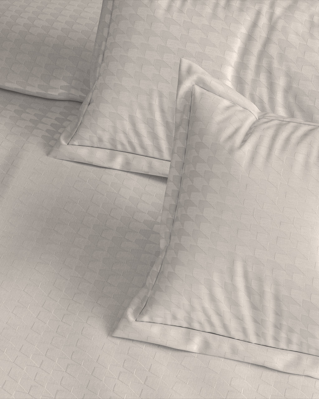 Houndstooth 300 TC King Size Jacquard Bedding Set