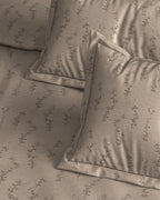 Floral 300 TC King Size Jacquard Bedding Set
