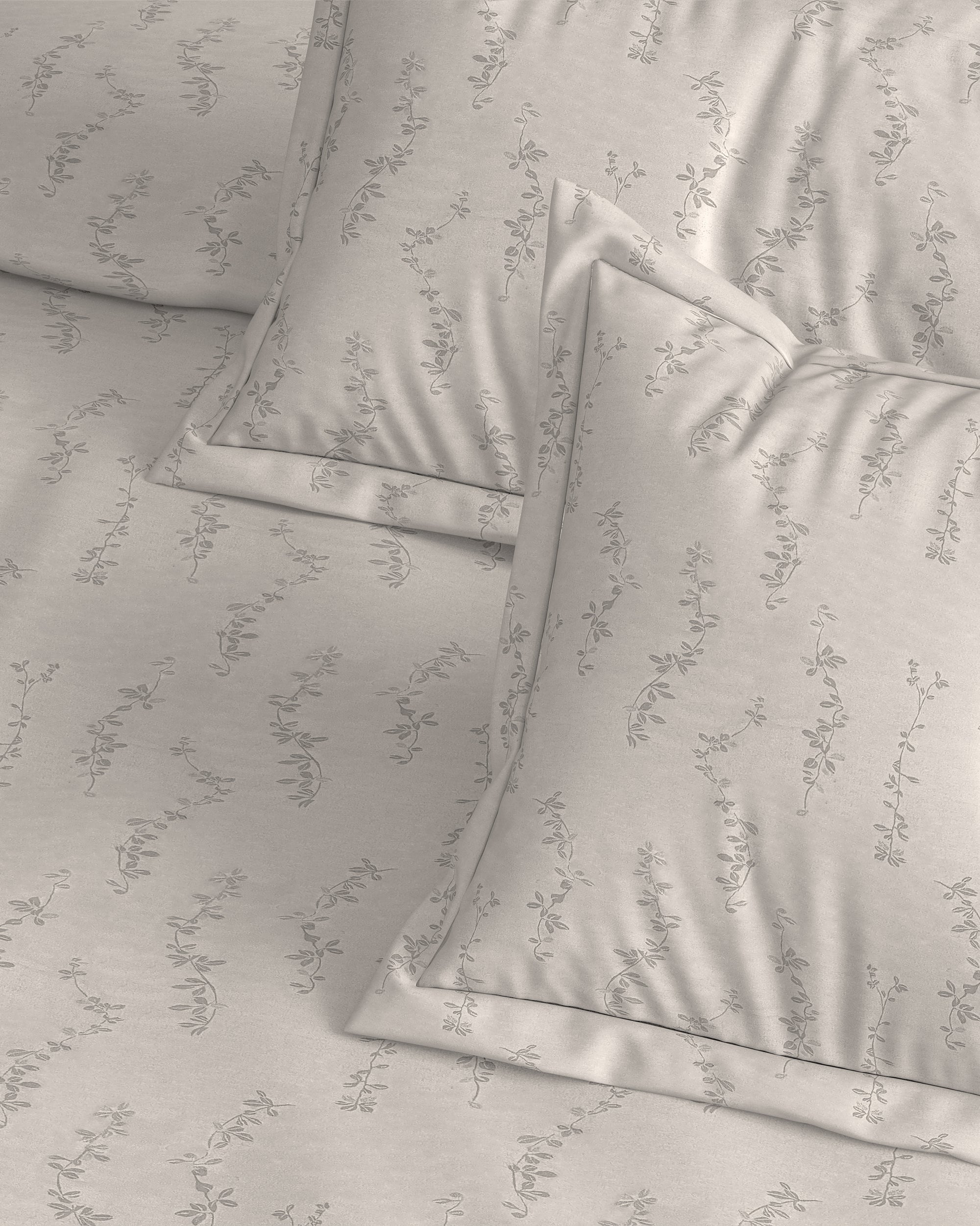 Floral 300 TC King Size Jacquard Bedding Set